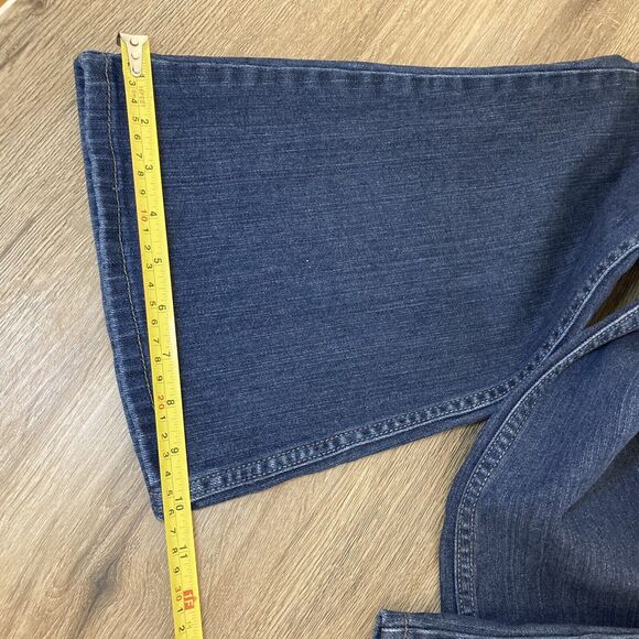 Levi’s Signature Womens Low Slim Flare Jeans Junior Size 11 Medium - Picture 9 of 9